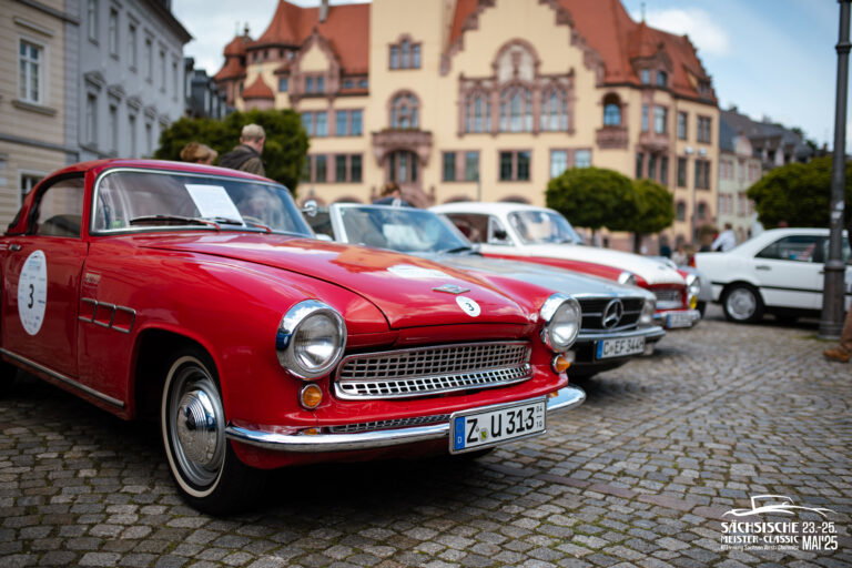 roter Oldtimer SMC
