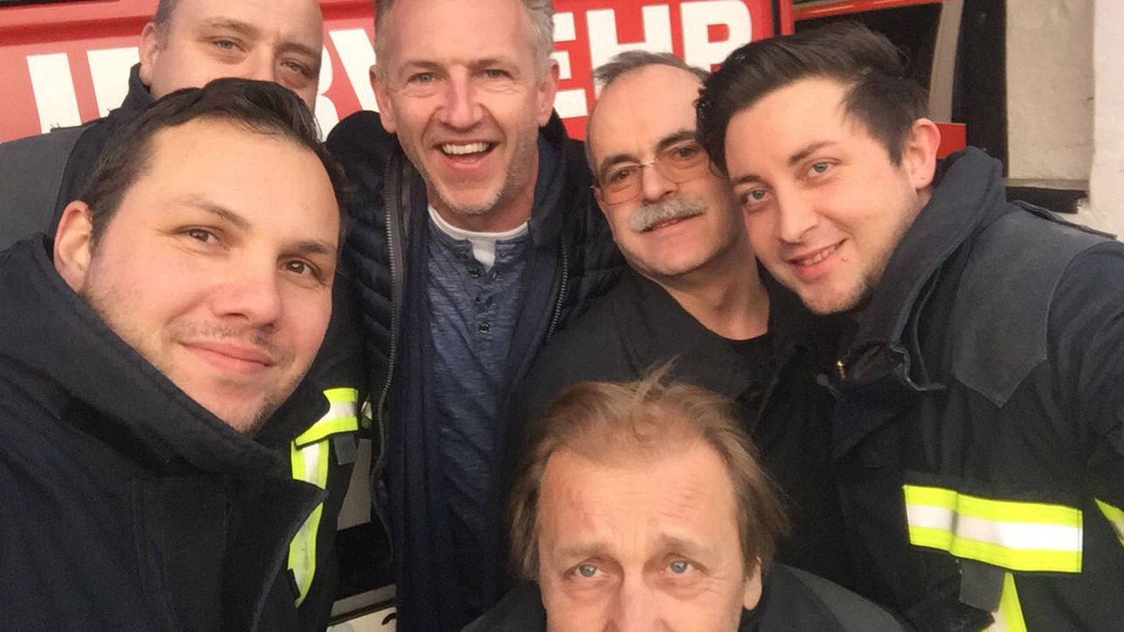 Die Feuerwehr ist hoffentlich schneller als diese Internetverbindung!