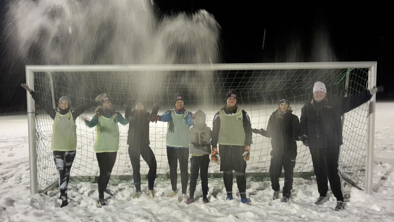 FFF_Damenfussball_PinkPower_1080