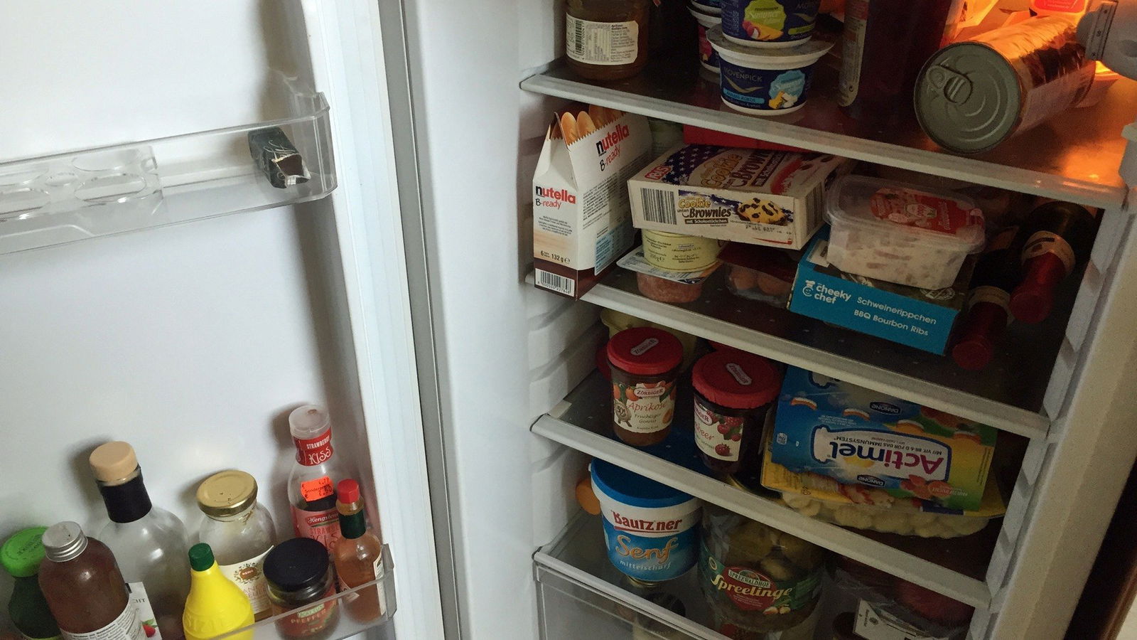 Super-Poschi hat den Kühlschrank gefüllt